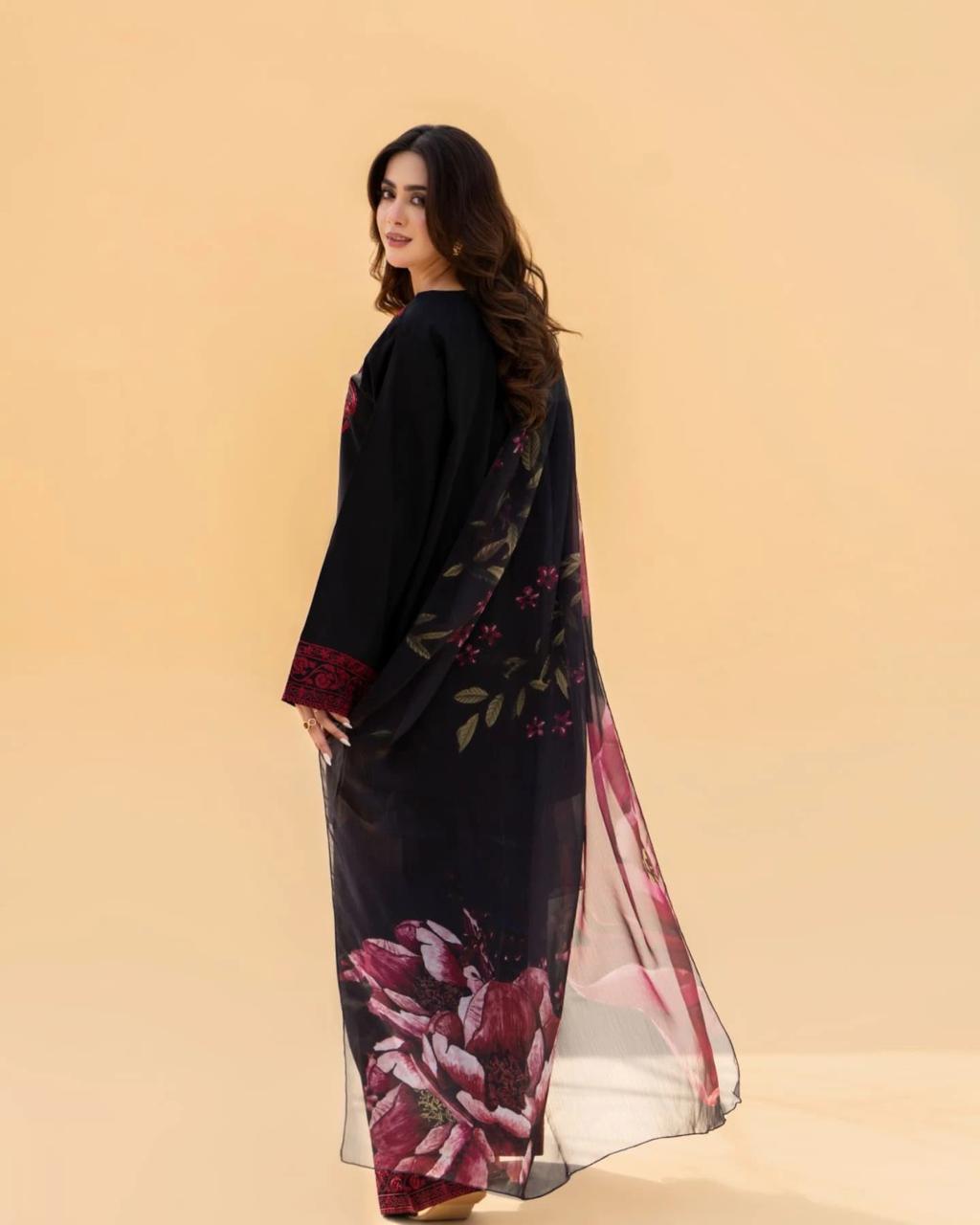 Zaroon Lawn 3pc Farshi Shalwar