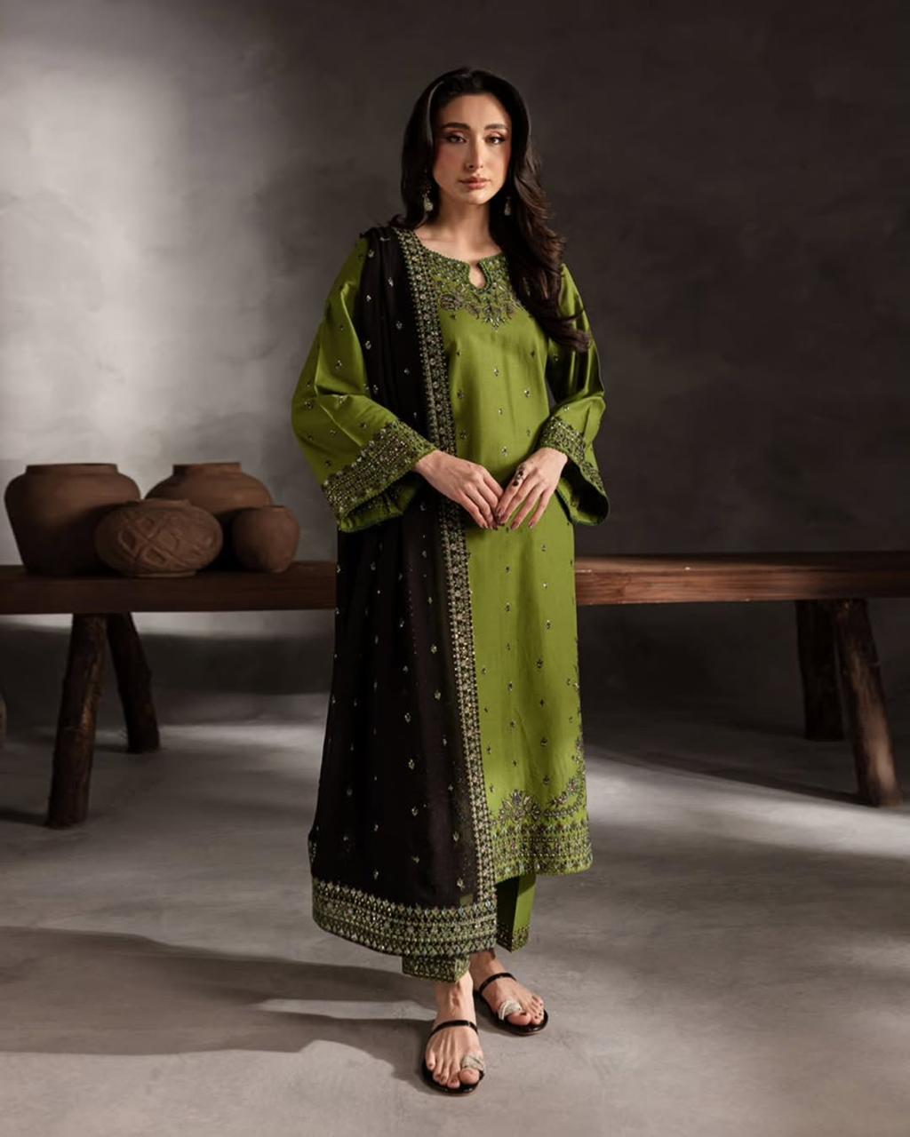 Ezza Lawn Emb 3pc