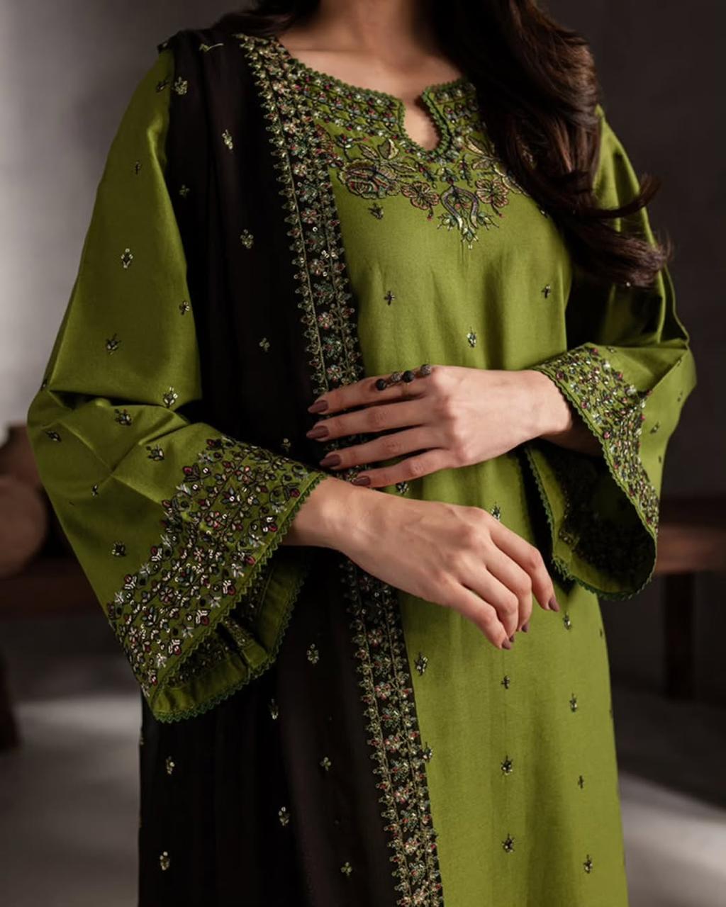 Ezza Lawn Emb 3pc